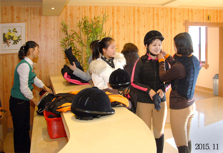 4-인민의 문화정서생활기지-미림승마구락부